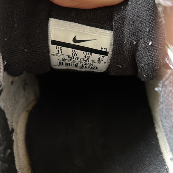 Nike Air Max Silver Bullet - Picture 5 of 5